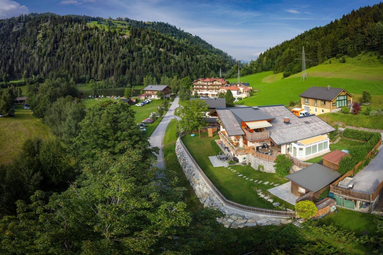 Lakeside Appartments Goldegg Exterior photo